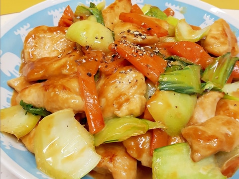 簡単!鶏むね肉+チンゲン菜+人参のオイマヨ炒め♪